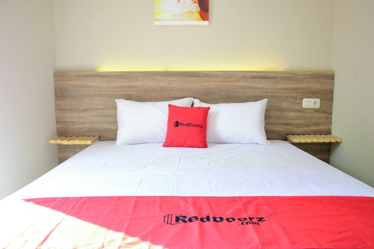 Hotel Reddoorz Near Mangga Dua Square Jakarta Exterior foto