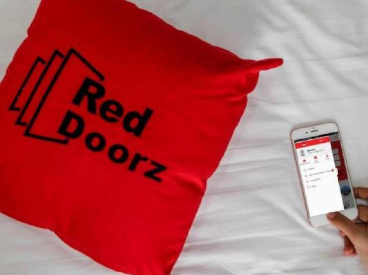 Hotel Reddoorz Near Mangga Dua Square Jakarta Exterior foto